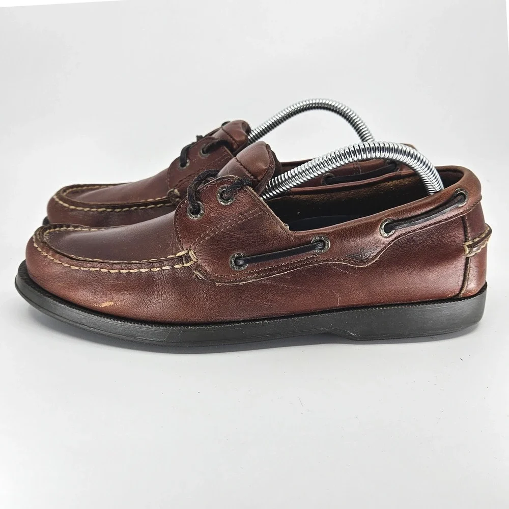 Dockers Men's Brown Leather Classic Boat Shoes Size 9M Preppy Nautical Americana